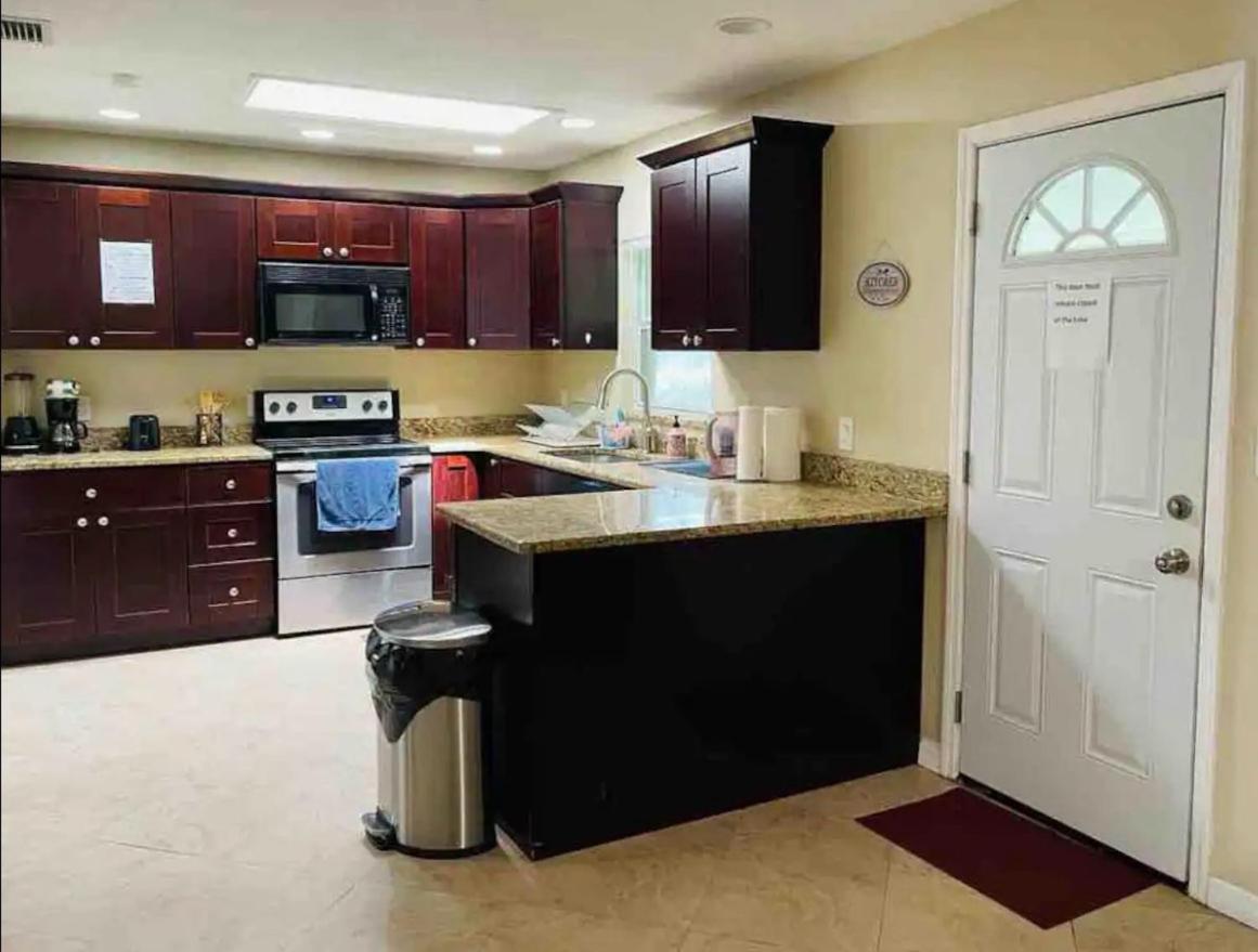 Tutul House Apartment แทมปา ภายนอก รูปภาพ