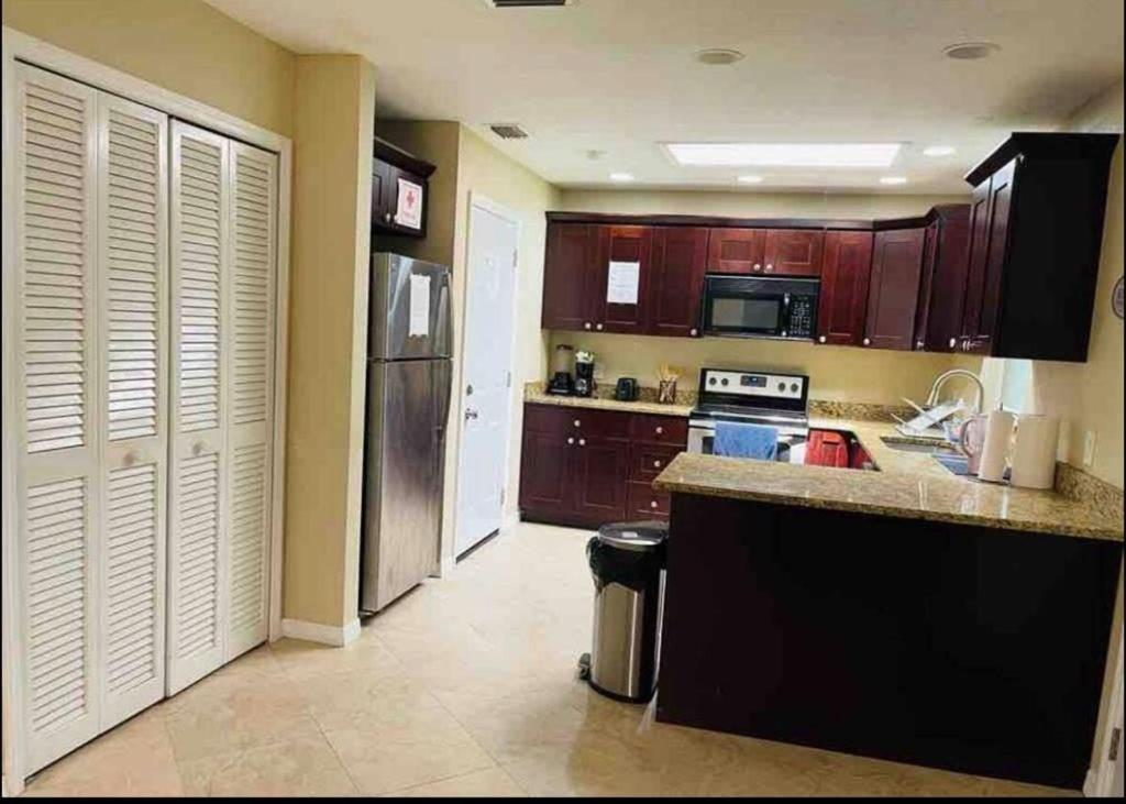 Tutul House Apartment แทมปา ภายนอก รูปภาพ