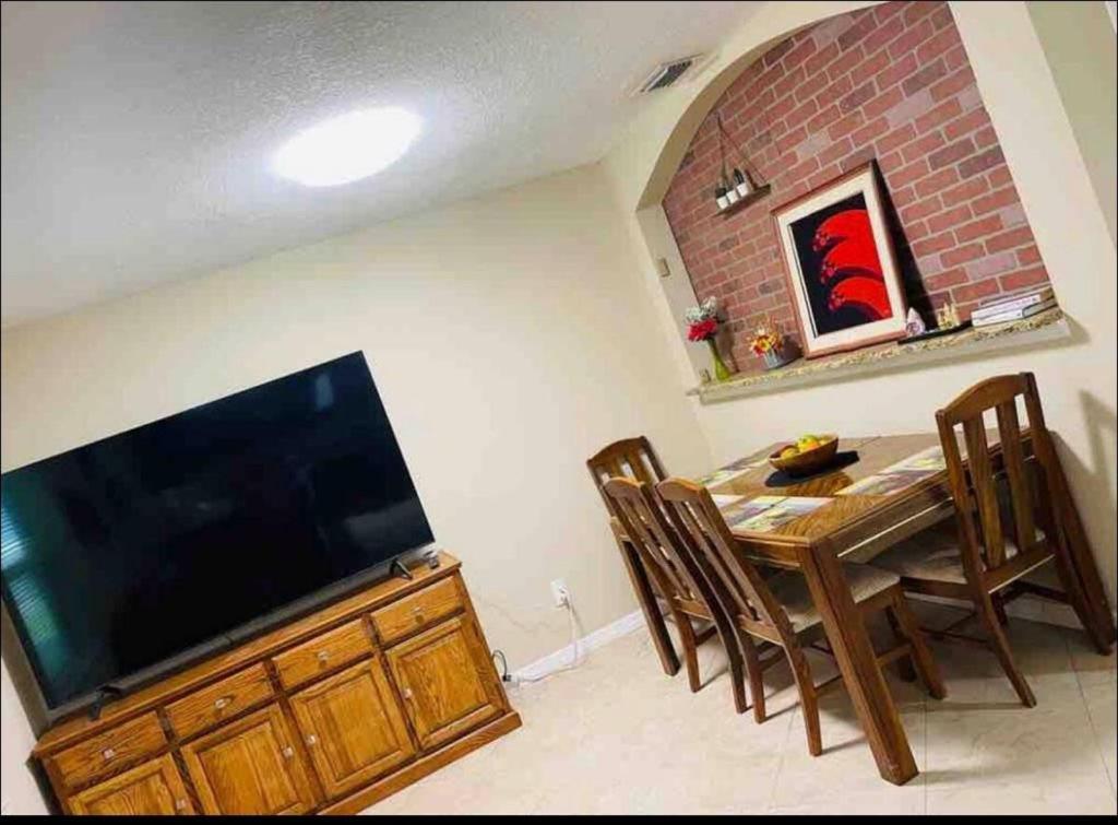 Tutul House Apartment แทมปา ภายนอก รูปภาพ